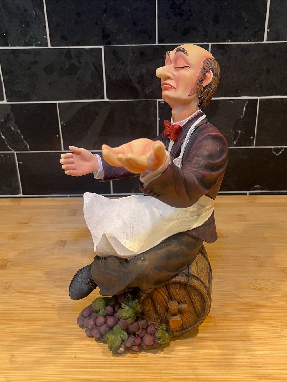 Vintage Large Wine Butler Steward Connoisseur Resin Glass Holder Decorative - Picture 3 of 11